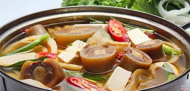 Lẩu Bò sa tế