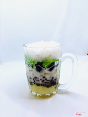 Chè thập cẩm 
Gía:22.000vnđ