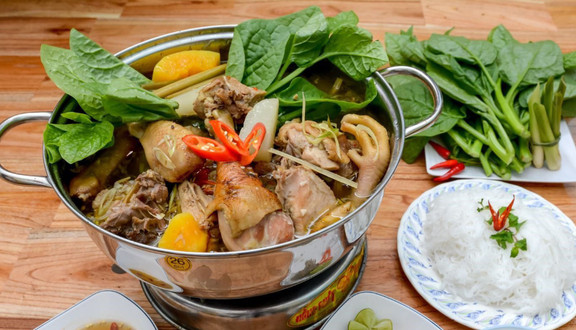 Quán Gà Mai Trinh