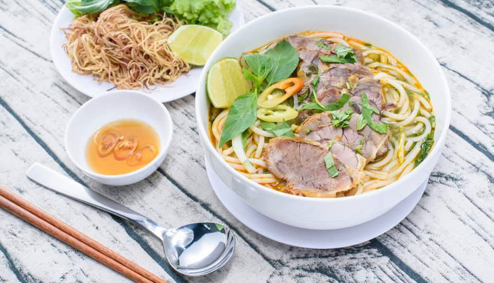 Bún Bò Út Ti - Mạc Đĩnh Chi