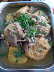 Dau hu vang xao thit heo