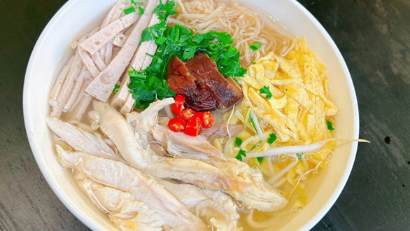 Phở Lâm - Phở Gà Hà Nội, Phở Trộn & Bún Thang - 260 Nguyễn Công Trứ