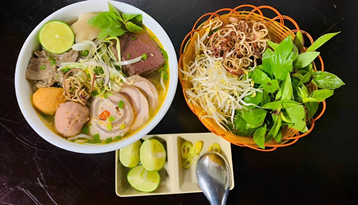 Bún Bò Huế K8 - KĐT Việt Hưng