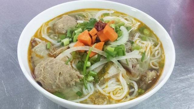 Bún Bò Huế Thiên Nga - Hồ Quý Ly