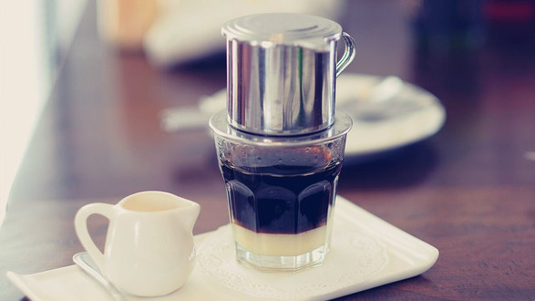 Coffeee 95 - Cà Phê - 24 Cao Thắng