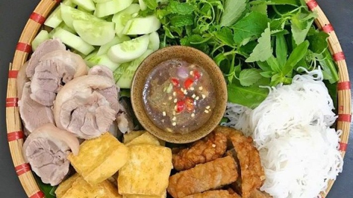 Bún Đậu Chị Hằng & Gà Ủ Muối - Xuân Đỉnh