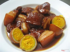 thịt kho tàu