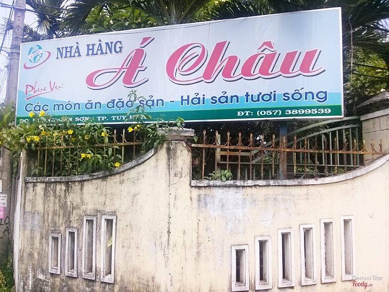 Mặt tiền nhà hàng