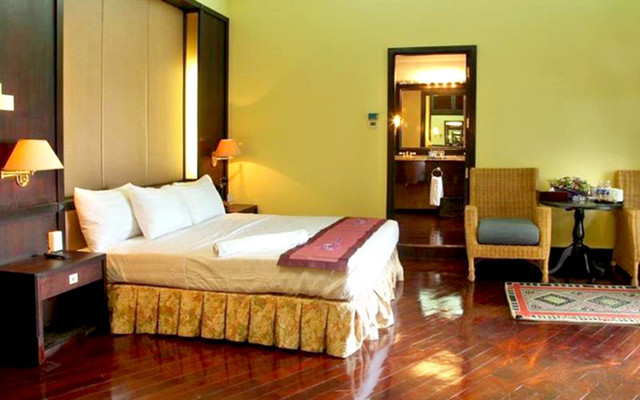 Hương Thủy Hotel - Hồ Xuân Hương