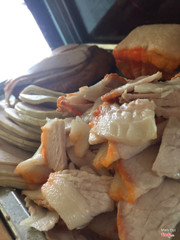 Bánh mỳ bạch mai