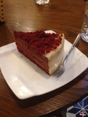 Bánh red velvet 