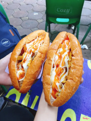 bánh mì nem khoai