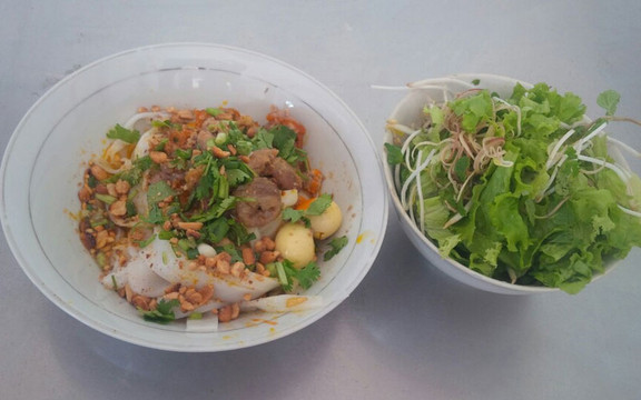 Mì Quảng Đà Lạt