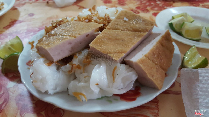 Bánh cuốn chả mới làm