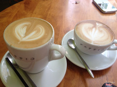 Latte nóng