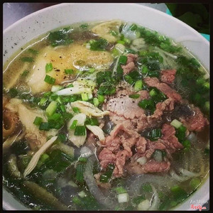 Phở tái (lớn)