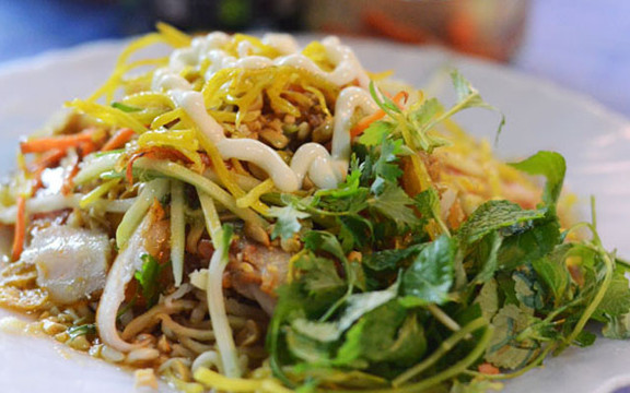 Phở Chua Ngọt - 17 Lương Văn Can