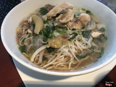 Phở gà nước