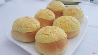 bánh bao xá xíu nướng