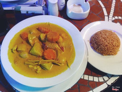 Curry và cơm mexico