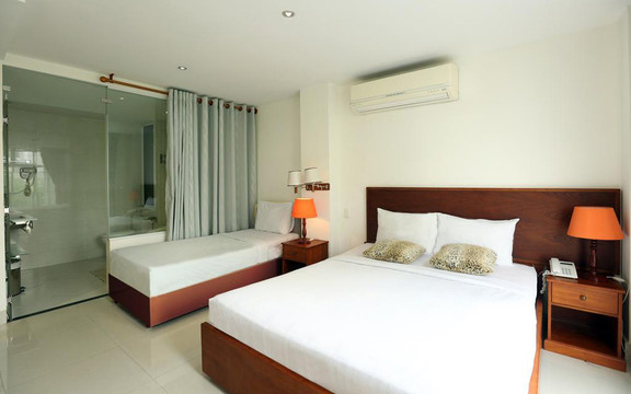 Thành Long Tân Hotel