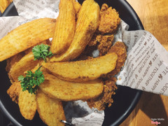 gà rán - khoai tây chiên