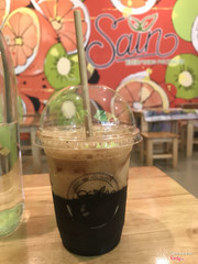 Great iced coffee! With reusable bamboo straw for takeaway! 