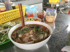 Bún bò 20.000đ