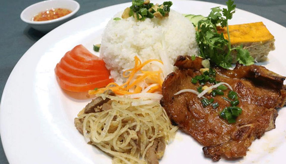 Quang Anh - Cơm & Giải Khát
