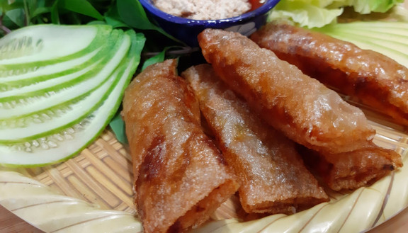 Cô Lùn - Nem Nướng & Chả Lụi Lagi