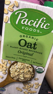 Sữa hạnh nhân có vị ngọt sẵn, ít béo ko có dairy thích hợp cho bạn ăn chay hay ăn kiêng nè