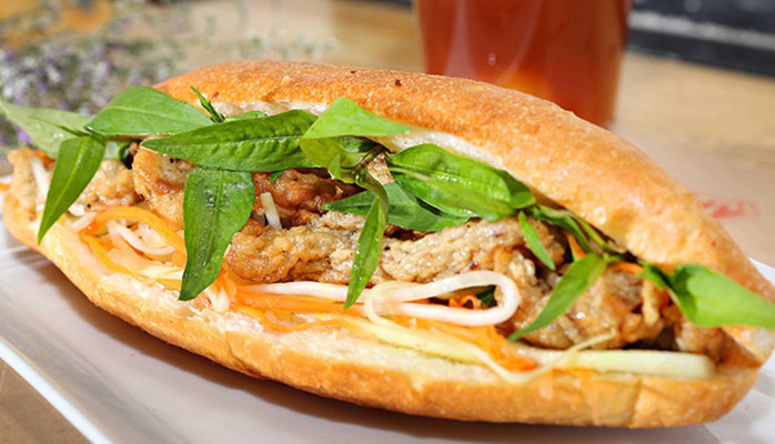 Bánh Mì Chả Cá Má Hải - Hương Lộ 2