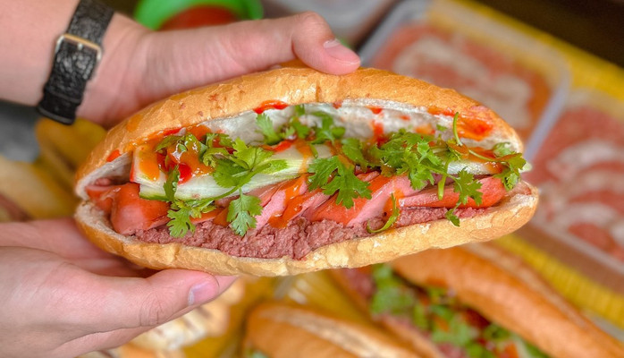 Bánh Mì Cột Đèn - Pate Cột Đèn Hải Phòng