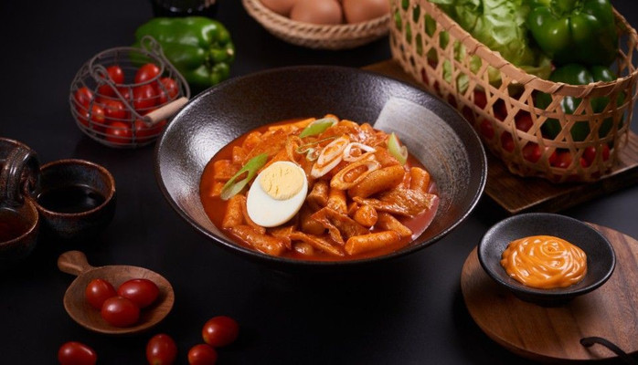 Mr. CupBop - Teokbokki & Cơm Trộn - Quang Trung