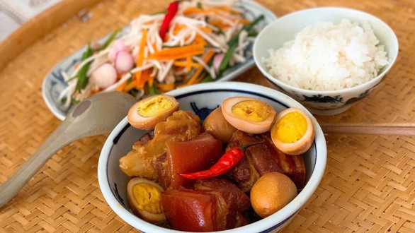 Cơm Tấm Bà Béo - 12 Hàm Nghi