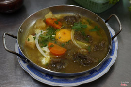 
Ốp La Bò Kho