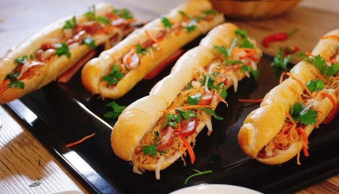 Bánh Mì Que Nam Hải - 04/42 Đường Nam chợ