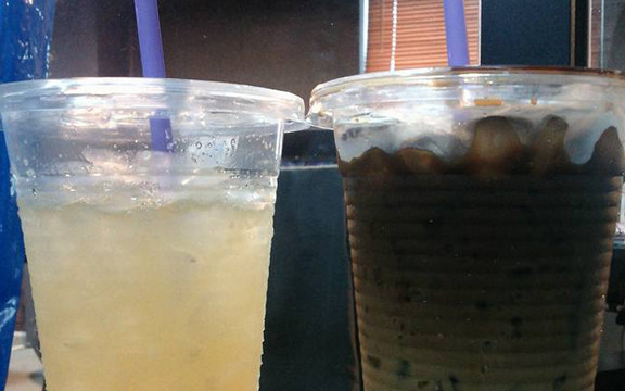 Cafe Cóc - Cống Quỳnh