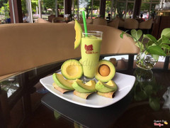 Sinh tố bơ - chắc chẳng đâu đảm bảo tự nhiên như thế