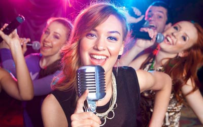 Bảo Hân - Karaoke, Cafe