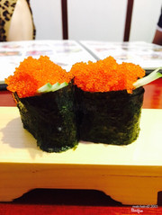 Sushi trứng cá chuồn (Tobiko)