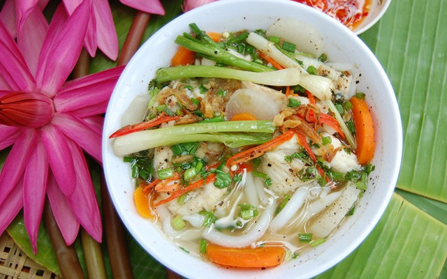 Quán Pé Út Hải Lăng - Bánh Canh Cá Lóc