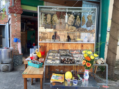 Lẩu bò: 120k - 150k - 200k và các món nướng...v..vv..