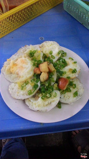 Bánh căn trứng