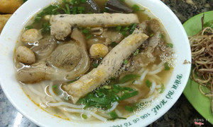 Màu sắc rất kích thích 