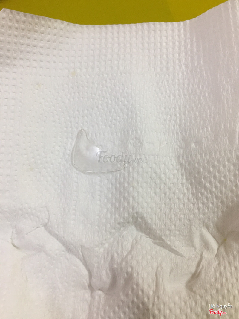 Mảnh thuỷ tinh trong tô bún