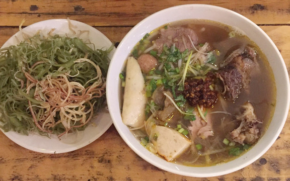 Bình - Bún Bò Huế Giò Heo & Cơm Bình Dân