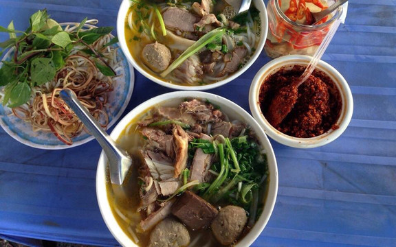 Bún Bò Hẻm 483