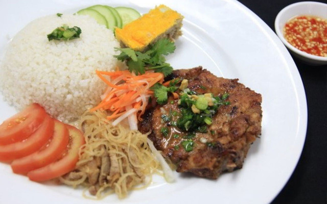 Cơm Bình Dân - Nam Quốc Cang