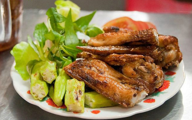Cây Sưa Quán - Nhậu Bình Dân